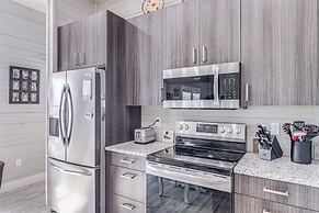 Tranquil Waters 8 Bedroom Home