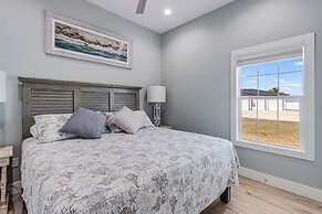 Tranquil Waters 8 Bedroom Home