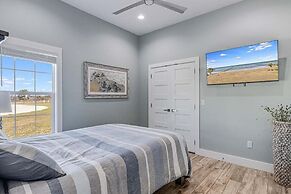 Tranquil Waters 8 Bedroom Home