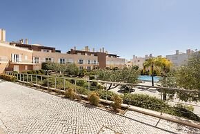 CG 12D - Cabanas Gardens