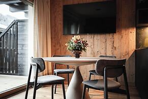 DISTINCTIVE LUXURY DOLOMITI APARTMENTS TERRE71