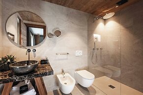 DISTINCTIVE LUXURY DOLOMITI APARTMENTS TERRE71