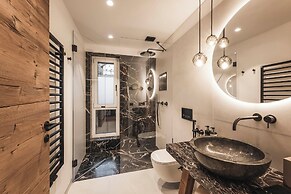 DISTINCTIVE LUXURY DOLOMITI APARTMENTS TERRE71