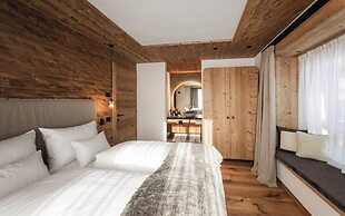 DISTINCTIVE LUXURY DOLOMITI APARTMENTS TERRE71