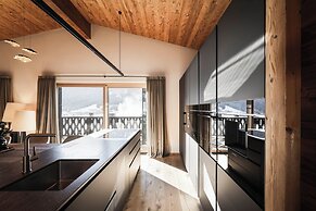 DISTINCTIVE LUXURY DOLOMITI APARTMENTS TERRE71