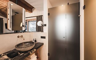 DISTINCTIVE LUXURY DOLOMITI APARTMENTS TERRE71