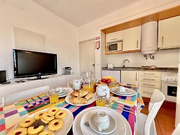 Albufeira Skylight 2 by Homing