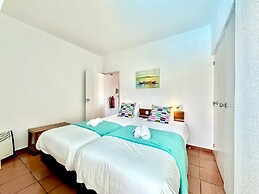 Albufeira Skylight 2 by Homing
