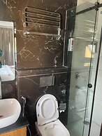 Maayaa inn by Ganges