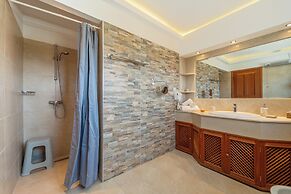 Arte Suites Pefki