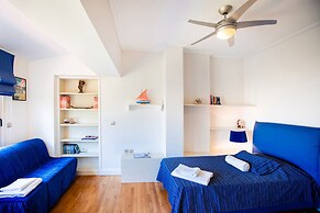 South Blue Tranquil Villa