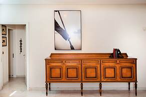 South Blue Tranquil Villa