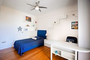 South Blue Tranquil Villa