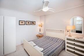 South Blue Tranquil Villa