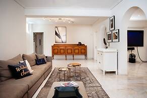 South Blue Tranquil Villa