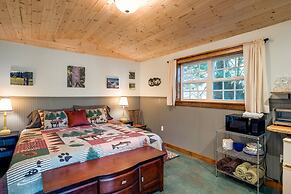 Unique Glamping Experience, Pet Friendly, Sleeps 2