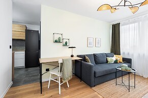 Silver - by Kairos Apartments