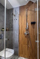 Silver - by Kairos Apartments