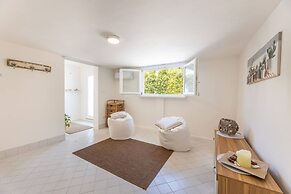 Belvedere - Seafront Apartment - 3 Places