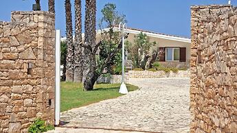Villa With Swimming Pool Sleeps 8 Three Bedrooms