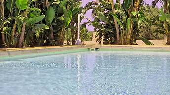 Villa With Swimming Pool Sleeps 8 Three Bedrooms