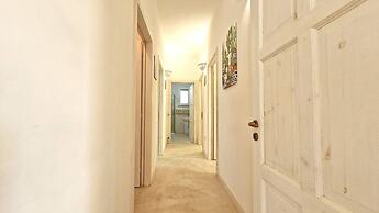 Villa With Swimming Pool Sleeps 8 Three Bedrooms