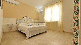 Villa With Swimming Pool Sleeps 8 Three Bedrooms