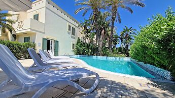 Arainn Lupiae - House for 3 Guests in Residence With Pool