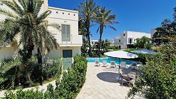 Arainn Lupiae - House for 3 Guests in Residence With Pool