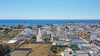 Arainn Lupiae - House for 3 Guests in Residence With Pool