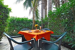 Arainn Lupiae - House for 3 Guests in Residence With Pool