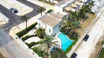 Arainn Lupiae - House for 3 Guests in Residence With Pool