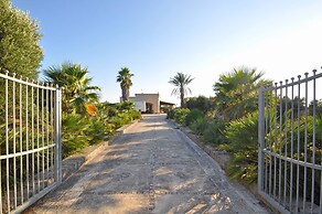 Trullo Beneficati in Taviano