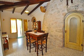 Trullo Beneficati in Taviano