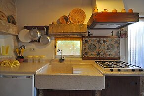 Trullo Beneficati in Taviano