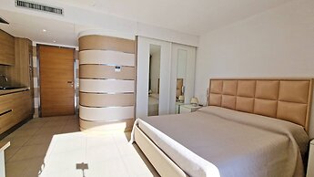 Penthouse Le Vele Sea View 2 Sleeps Air-conditioned