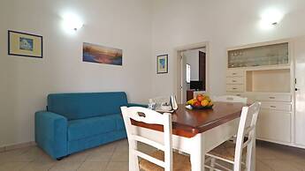 Villetta Nonno Seba Sleeps 4 Just a few Metres From the sea