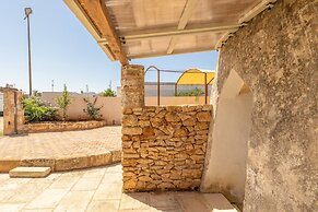 Trullo Mmammineddhu in Torre San Giovanni