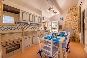 Trullo Mmammineddhu in Torre San Giovanni