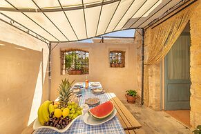 Trullo Mmammineddhu in Torre San Giovanni