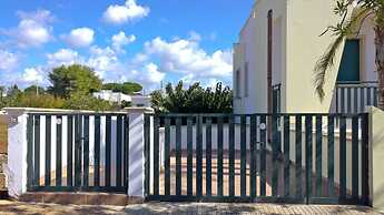 Apartment Torre Suda 1 - 7 Beds Just a few Meters From the sea