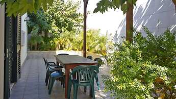 Apartment Torre Suda 1 - 7 Beds Just a few Meters From the sea