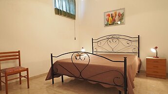 Apartment Torre Suda 1 - 7 Beds Just a few Meters From the sea