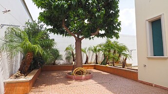 Apartment Torre Suda 1 - 7 Beds Just a few Meters From the sea