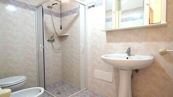 Apartment Torre Suda 1 - 7 Beds Just a few Meters From the sea