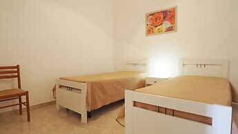 Apartment Torre Suda 1 - 7 Beds Just a few Meters From the sea