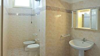 Apartment Torre Suda 1 - 7 Beds Just a few Meters From the sea