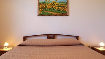 Villetta Torre Suda 1 - 6 Beds Just a few Meters From the sea