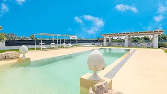 Villa Eriberto - Pool 3 Bedrooms 8 Sleeps