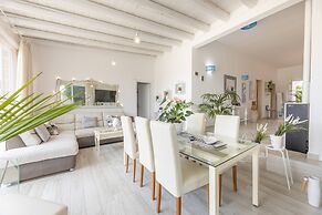Villa Eriberto - Pool 3 Bedrooms 8 Sleeps